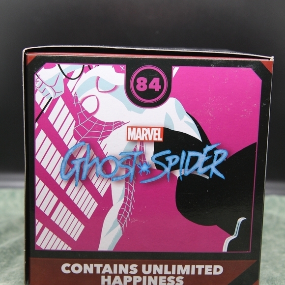 Q Fig Marvel Ghost Spider - Picture 10 of 12